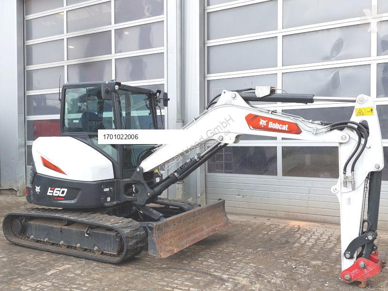 Escavadora Bobcat