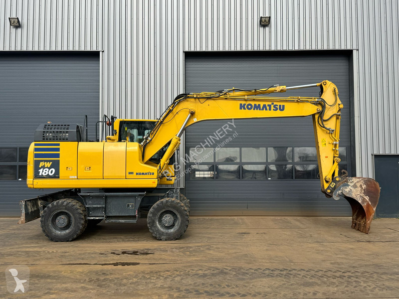 Graafmachine Komatsu -11