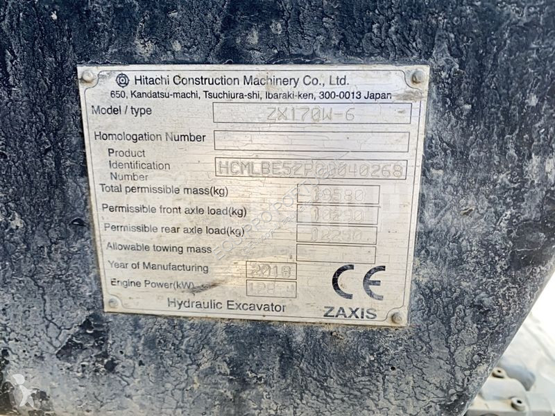 Escavadora Hitachi -6 with 3 buckets