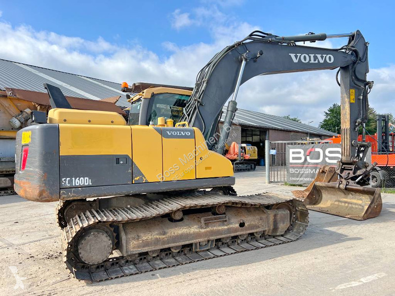 Excavadora Volvo L - 7.255 hours - 2 buckets