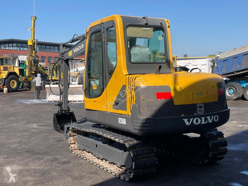 Graafmachine Volvo EC55 Track Excavator Working...