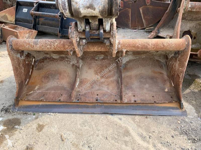 Escavadora JCB