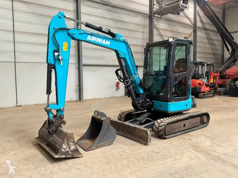 Excavator Airman AX 38 U-7