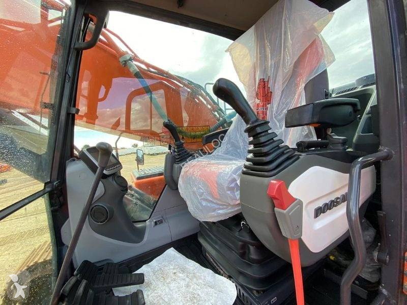 جرافة Doosan