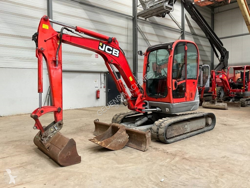 Excavator JCB