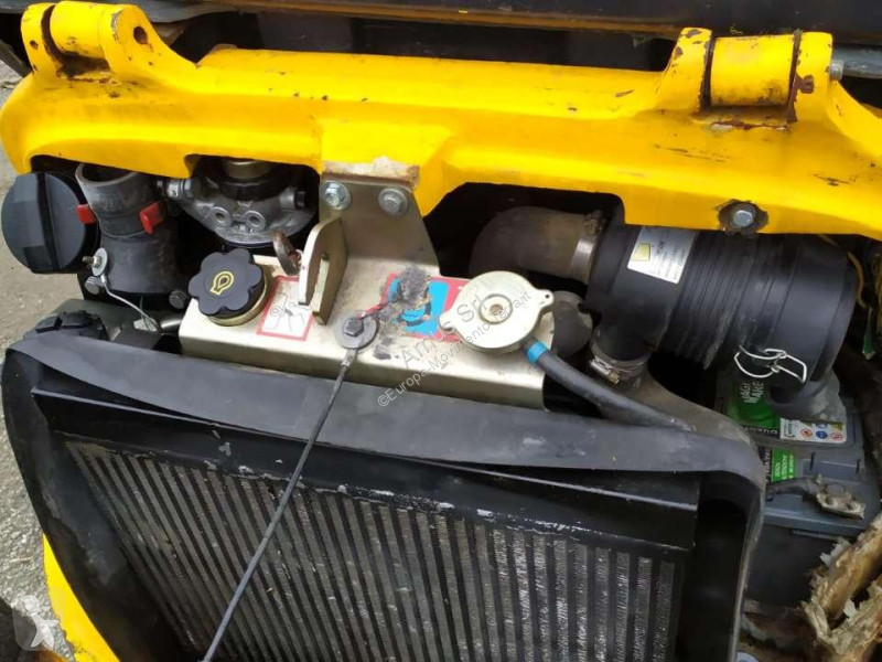 Escavatore JCB