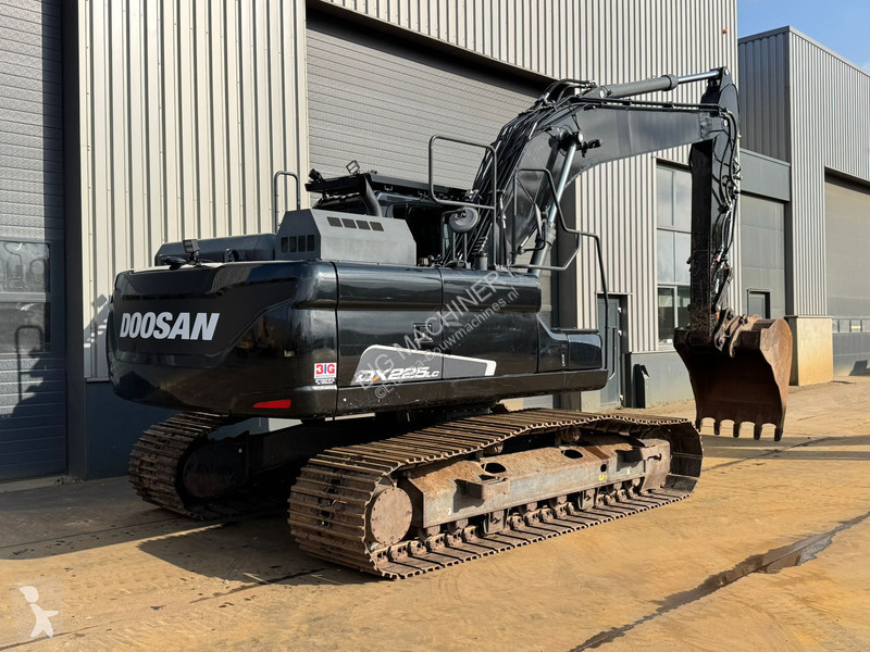 جرافة Doosan -5