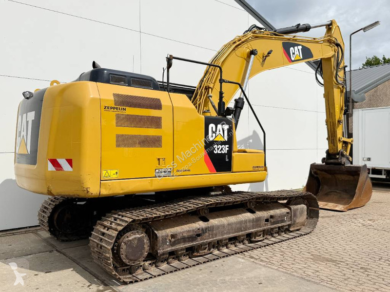 Escavadora Caterpillar - German Machine / Rear...