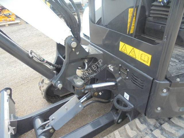 Lopatový nakládač Bobcat E 34
