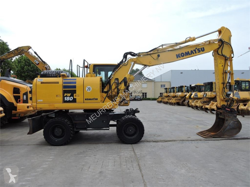 جرافة Komatsu -10 German+New tyres