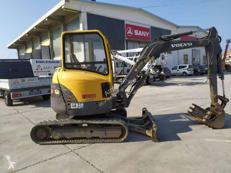 Escavatore Volvo EC38