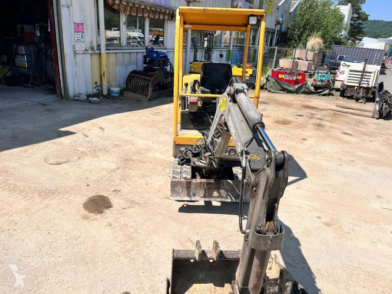 جرافة Volvo MINIPELLE 1,5T EC15
