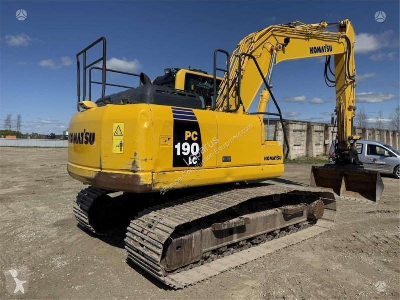 Excavator Komatsu LC-8