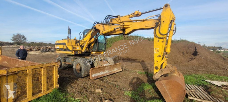 جرافة JCB