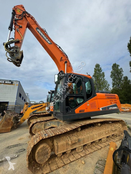 Excavadora Doosan LC-5