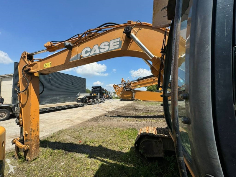 Excavadora Case