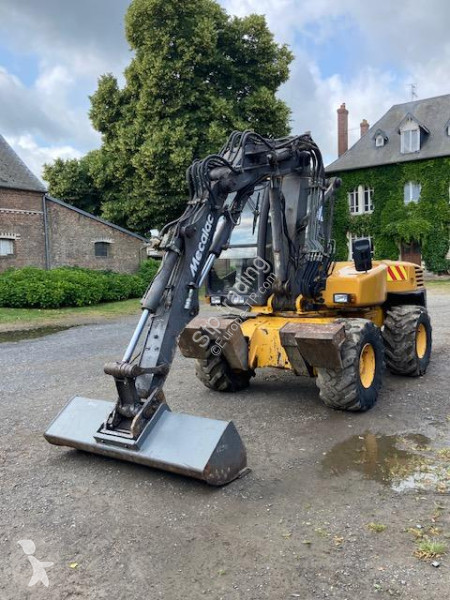 Excavator Mecalac