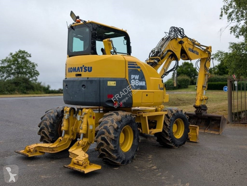 Excavator Komatsu MR-8