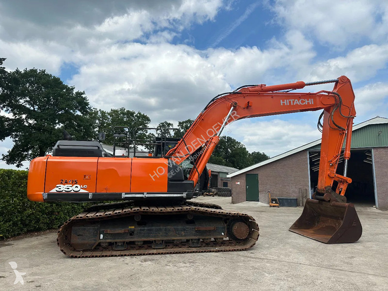 Excavator Hitachi LC-6
