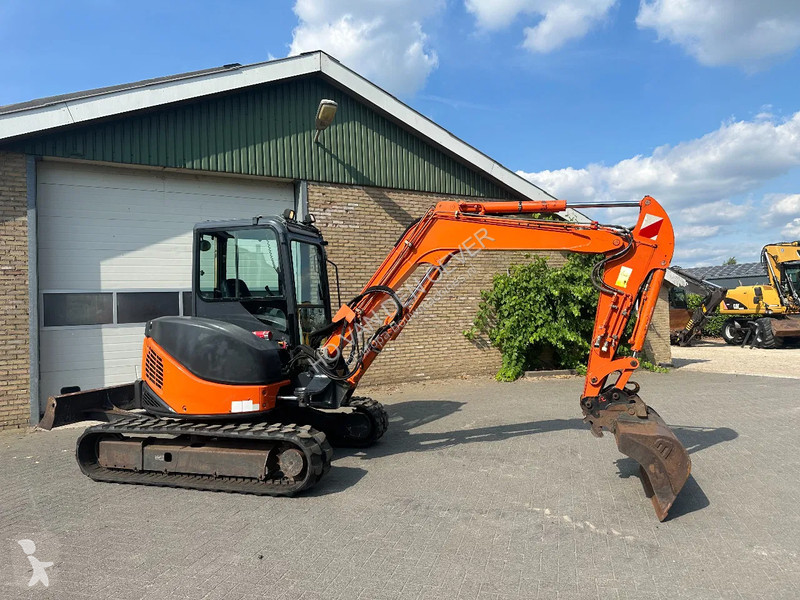 Escavadora Hitachi CLR