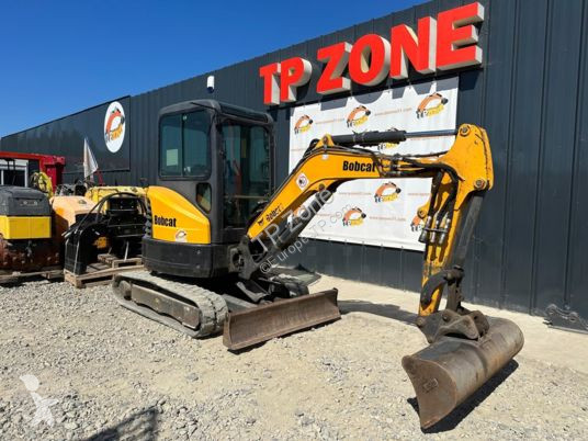 Escavadora Bobcat e26 cabine à 20500 € ht