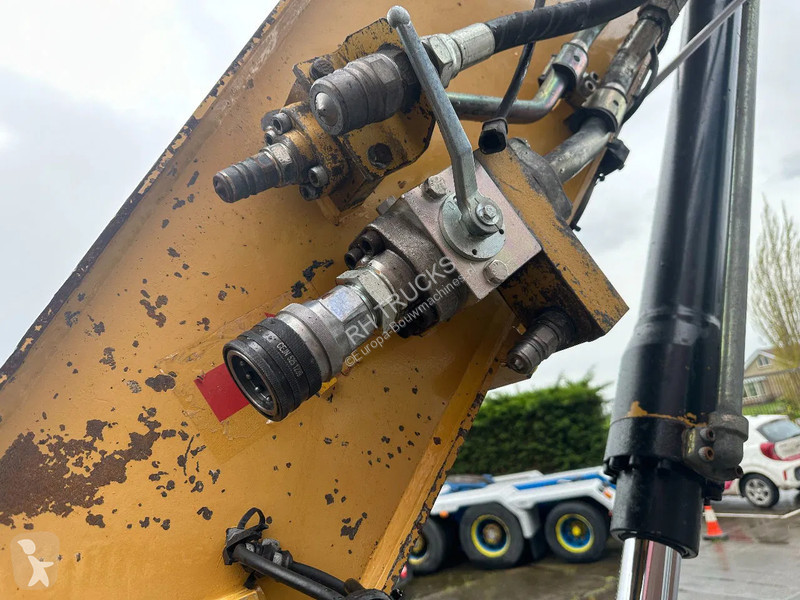 Excavator Caterpillar D 7212 HOURS