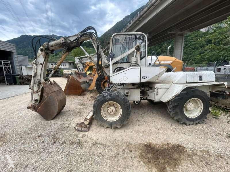 Excavator Mecalac  8CXI