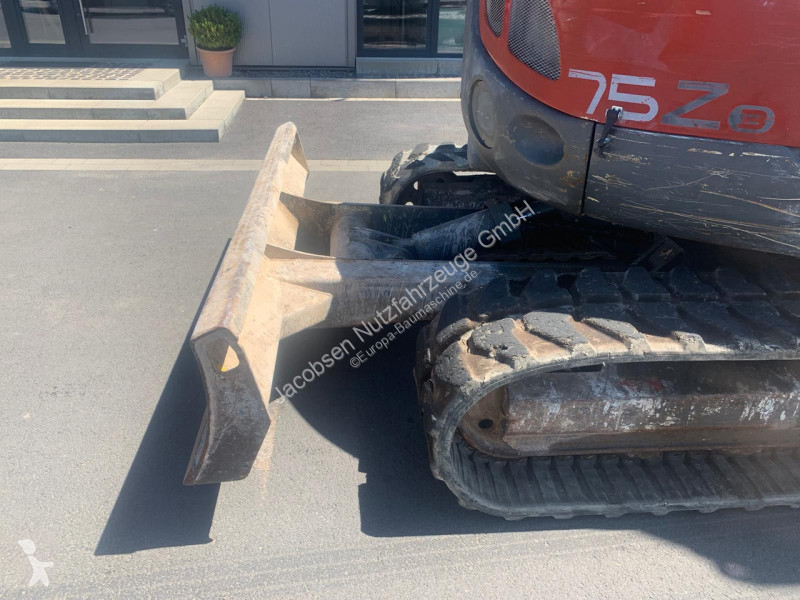 Escavadora Neuson