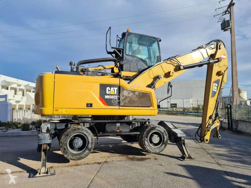 Excavator Caterpillar  MH3022