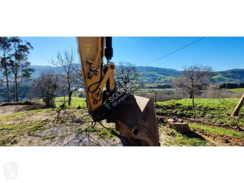 Excavator Caterpillar 320E