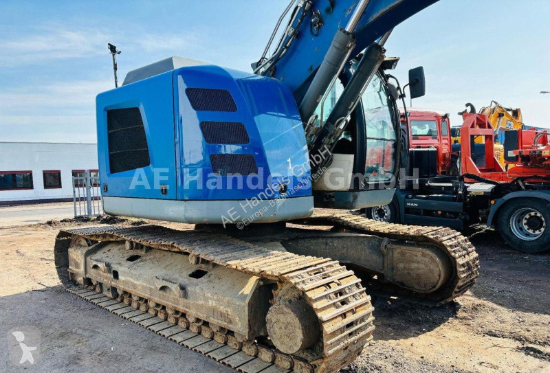 جرافة Liebherr