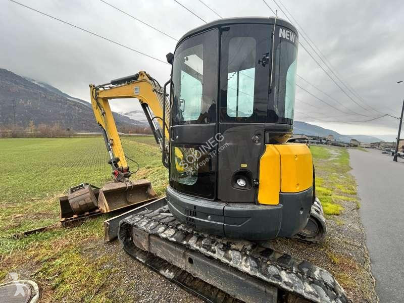 Excavator New Holland E50B