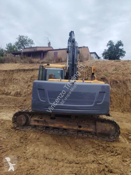 Excavadora Volvo