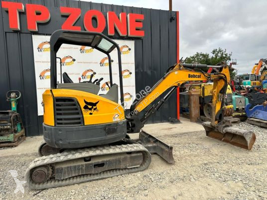 Graafmachine Bobcat e26 canopy à 18500 € ht