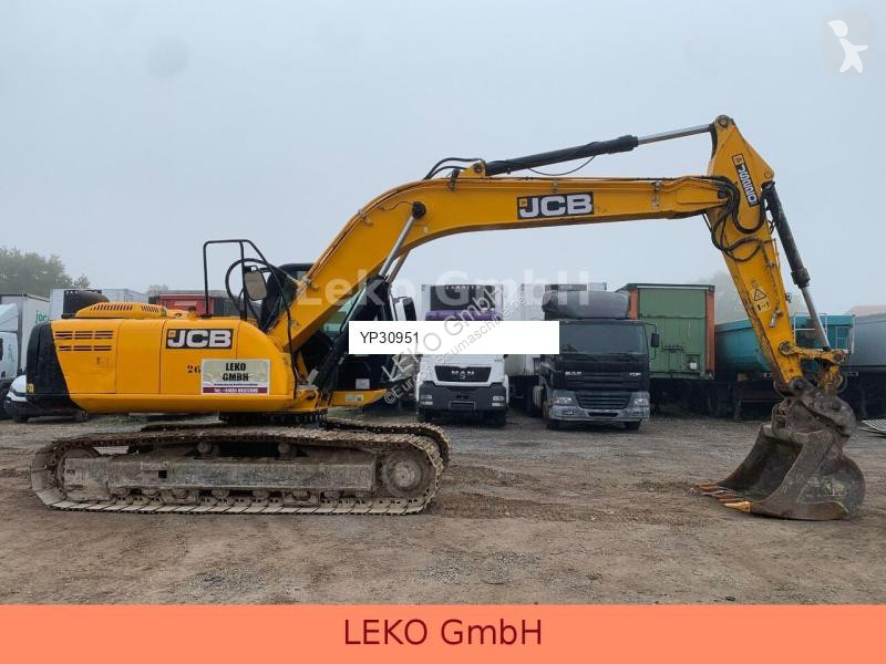 Escavatore JCB