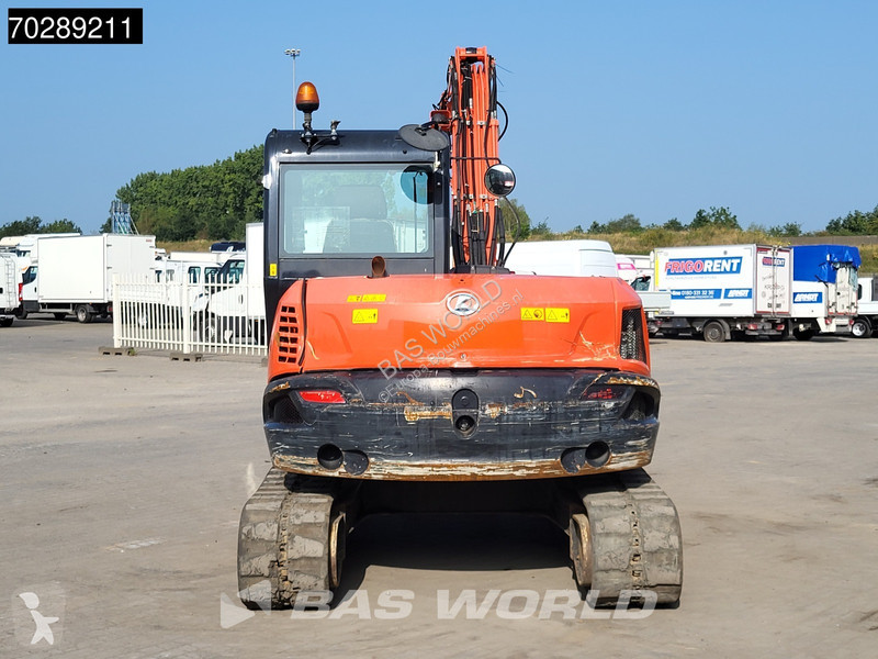 Escavadora Kubota KX080-4