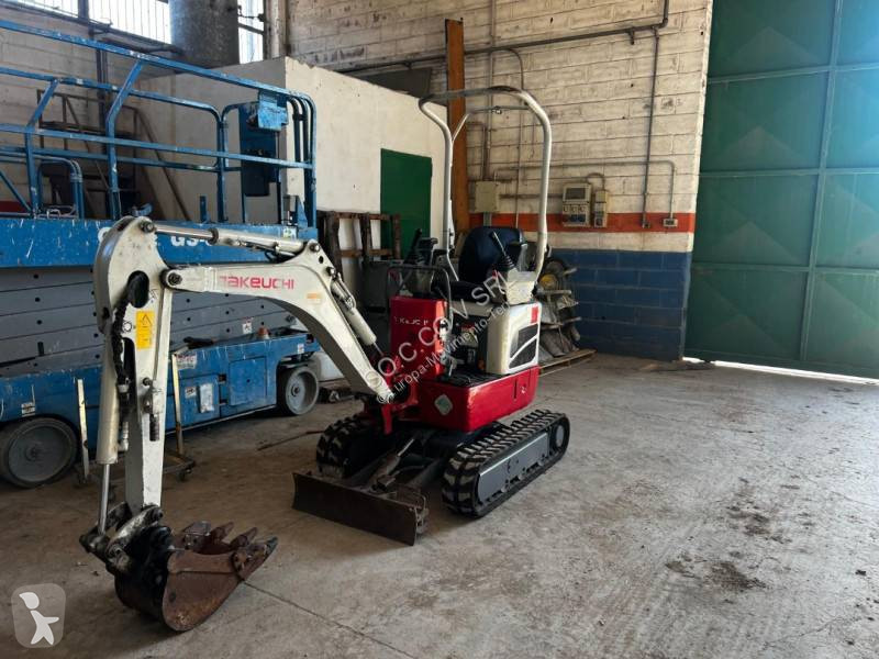 جرافة Takeuchi TB21JR