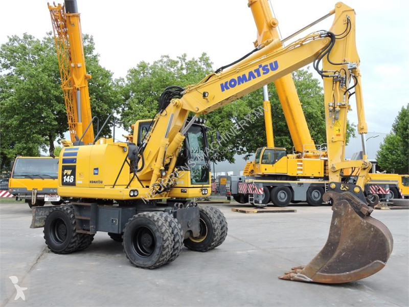 Graafmachine Komatsu PW148
