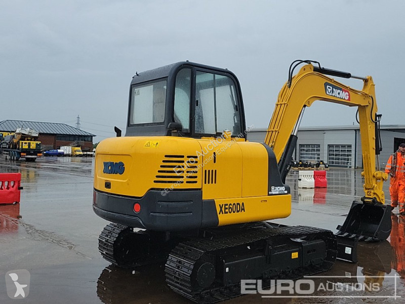 Escavatore XCMG