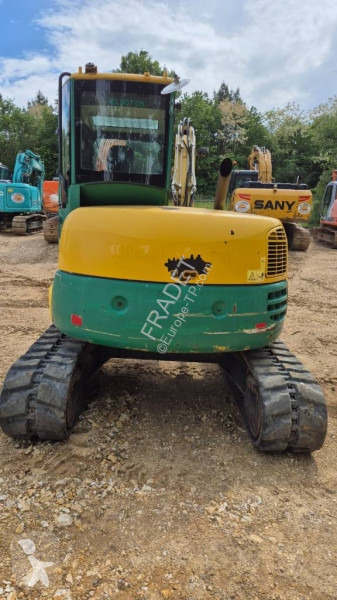 Escavadora Komatsu MR-3