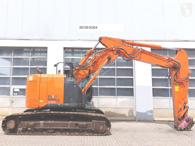 Escavadora Hitachi -5