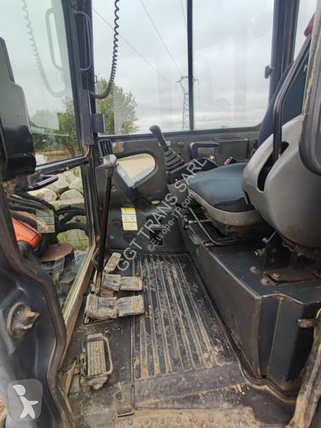 Escavadora Hitachi