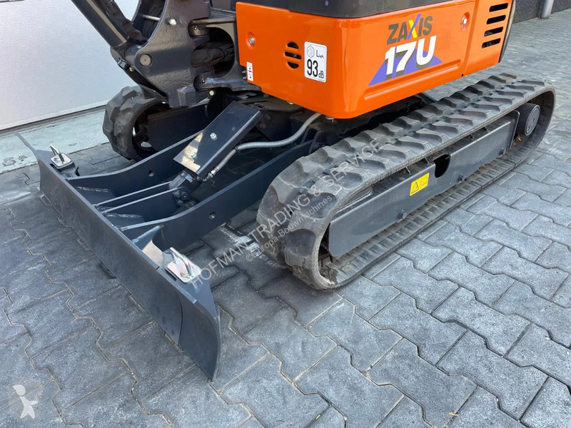 Escavadora Hitachi ZX17U