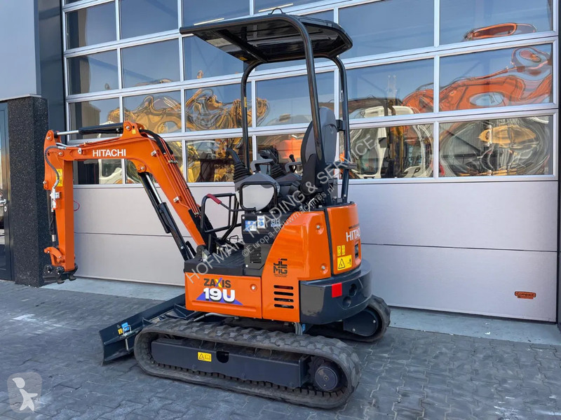 Escavadora Hitachi ZX19-6