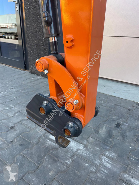 Escavadora Hitachi ZX19-6