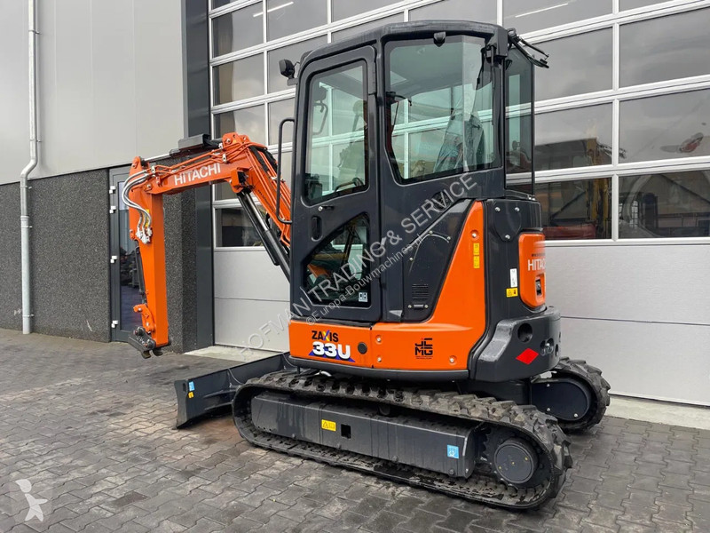 Escavadora Hitachi ZX33U-6 | A/C