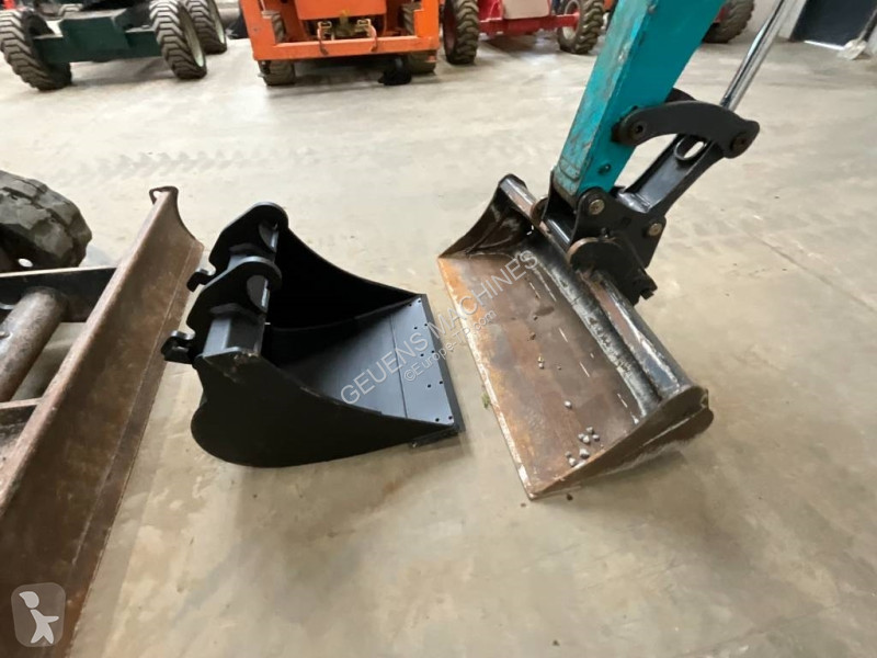 Escavadora Sunward SWE 90 UF