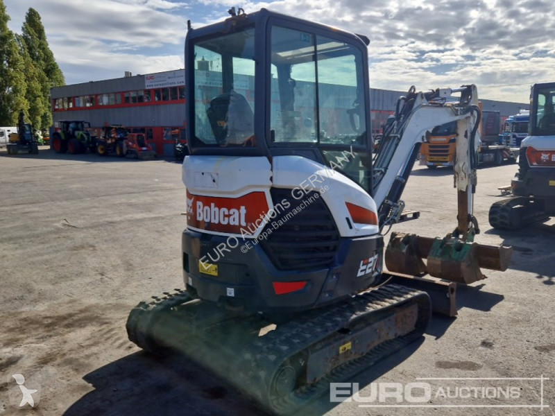 Escavadora Bobcat E27Z