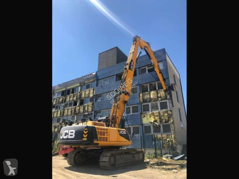 Excavadora JCB