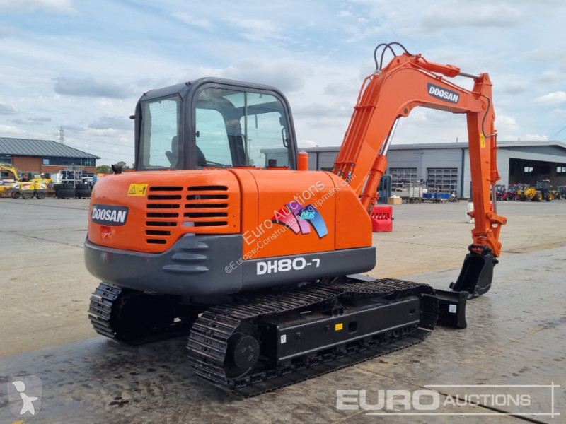 Escavatore Doosan DS80-7C